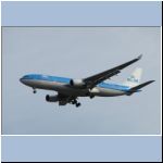 klm_a330_pr26c_ 064_cu.jpg